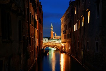 Fototapeta na wymiar Venice canal night San Giorgio Maggiore