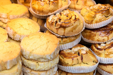 Obraz na płótnie Canvas Delicious freshly baked pastries in a bakery
