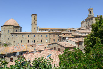 Fototapeta na wymiar Panoramic view at the old town of Volterra on Italy