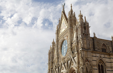 Fototapeta premium Upper facade of the Siena Cathedral, Siena, Tuscany, italy
