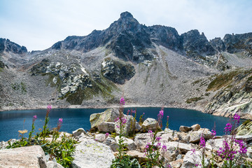 Cuneo, lago al rifugio Questa