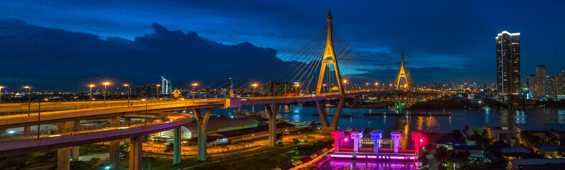 Fototapeta na wymiar The Bhumibol Bridge (Industrial Ring Road Bridge) (Bangkok, Thailand)