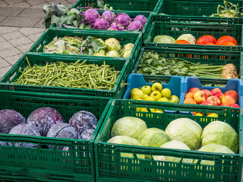 Frisches Gem&uuml;se auf dem Markt