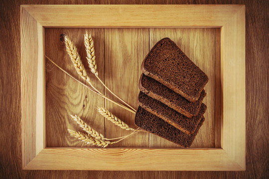Bread and spikelets