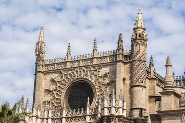 Spagna: vista della Cattedrale di Santa Maria della Sede, la Cattedrale di Siviglia, ex moschea...