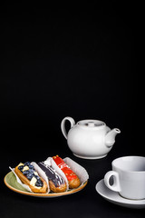 Brewed cake eclairs