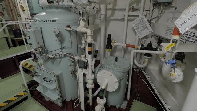 Oily water separator of ship