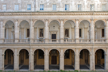 Fototapeta na wymiar Portico e loggia da palazzo rinascimentale romano, particolare.
