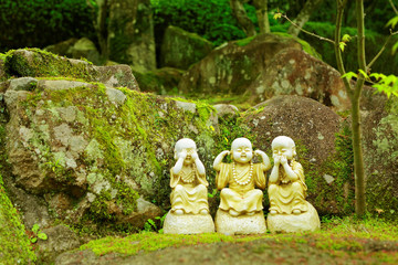 Statuettes des 3 bouddhas de la sagesse