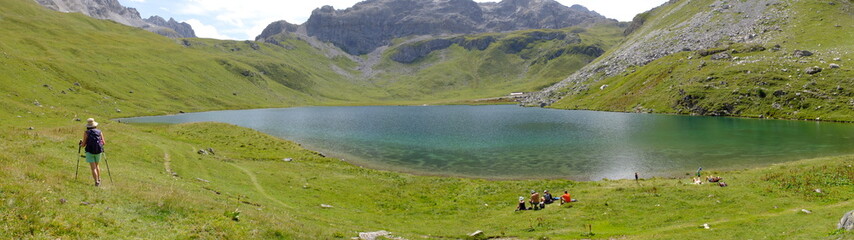 du refuge de Rosuel au lac de la Plagne