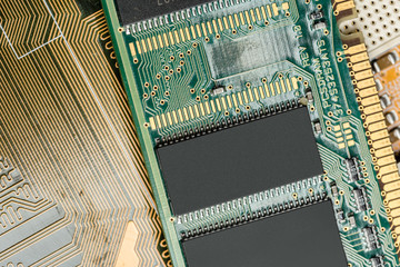 Computerchip, Technology and Electronics Industry