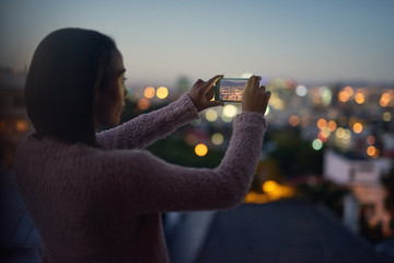 tourist city night photographing