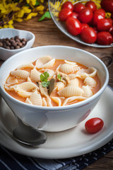 Fresh tomato soup with conchigliette.