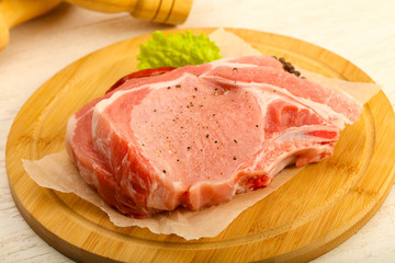 Raw pork cutlet