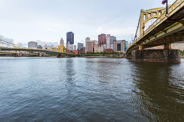 Fototapeta na wymiar Skyline of Pittsburgh, Pennsylvania fron Allegheny Landing across the Allegheny River