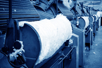 Carding machine for textile mill © gui yong nian