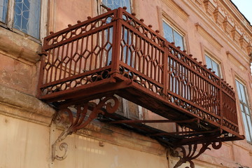 Старинный балкон