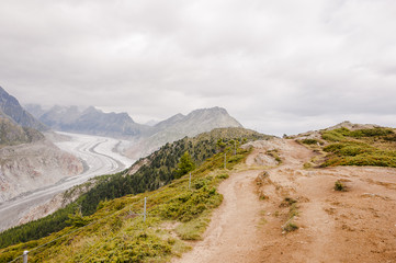 Riederalp, Moosfluh, Höhenweg, Wanderweg, Gratweg, Bettmerhorn, Aletsch, Aletschgletscher, Erdrutsch, Alpen, Wallis, Walliser Berge, Herbst, Schweiz