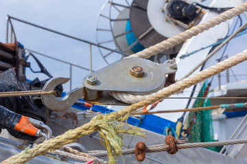 Ropes and moorings on fishing boats
