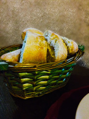 cesta de pan de pueblo