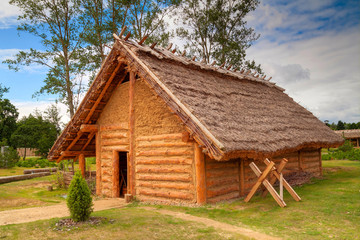 Fototapeta na wymiar Old style cottage house in Poland