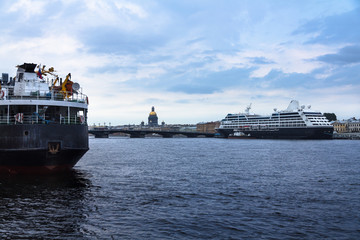 Fototapeta na wymiar Neva River in Saint Petersburg, evening