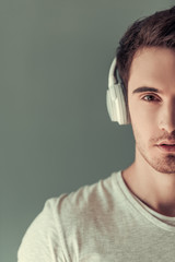 Fototapeta premium Handsome guy with gadget