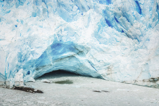 Ice arch at the Perito Moreno Glacier, Argentino Lake, Patagonia, Argentina
