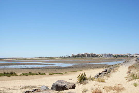 Marschlandschaft bei Ebbe in isla canela