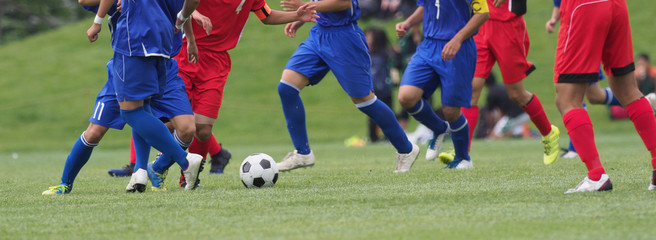 サッカー　フットボール © makieni