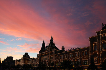 Fototapeta na wymiar Sunset over the GUM Department store on red square