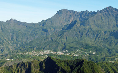 Obraz premium The snow peak, Reunion island