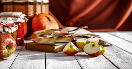 autumn table