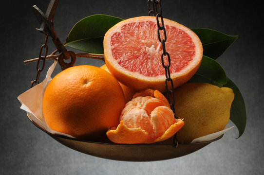 Airumi Agrume &Epsilon;&sigma;&pi;&epsilon;&rho;&iota;&delta;&omicron;&epsilon;&iota;&delta;ή Агруми Agrum Agrumi Citrus paradisi