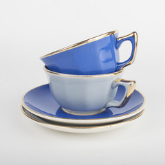 2 Tasses a café anciennes V & B M, bleus à liseré or. Antique