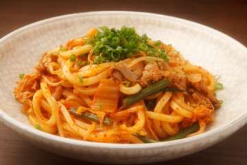 豚キムチ焼きうどん