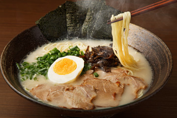 豚骨ラーメン