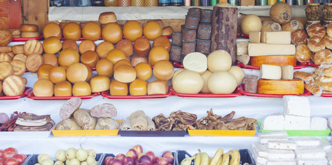 romanian traditional products of food