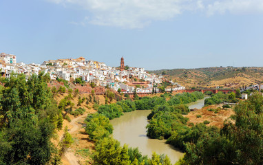 Fototapeta na wymiar Montoro, pueblos con encanto de Córdoba, Andalucía, España