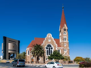 Foto op Plexiglas Christuskirche und Unabhängigkeitsmuseum in Windhoek  Namibia © majonit