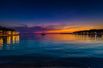 Fototapeta premium Primosten sunset adriatic sea. / Night sunset view at Primosten beach in Croatia, Europe.