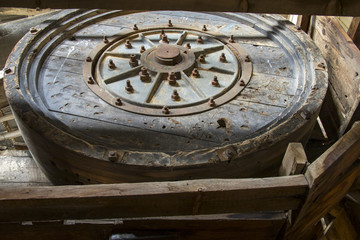 Wooden machinery wheel