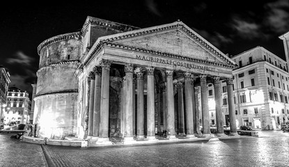 The oldest Catholic church in Rome - The Pantheon