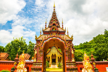 Beautiful main gate of Aranyawas temple