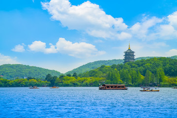 Naklejka premium Hangzhou West Lake beautiful landscape scenery