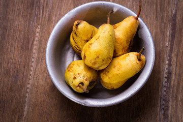 pears in old dish