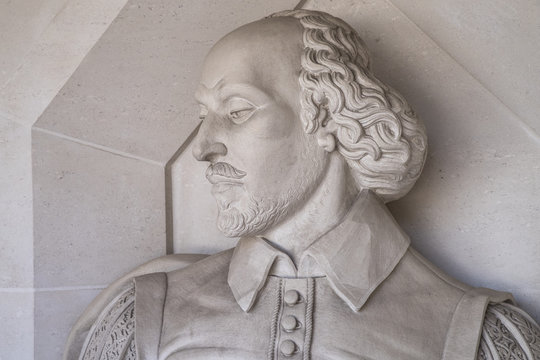 William Shakespeare Sculpture in London