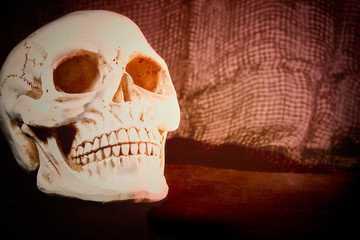 Halloween Images, skulls and eyeballs, a creepy peek at Halloween.