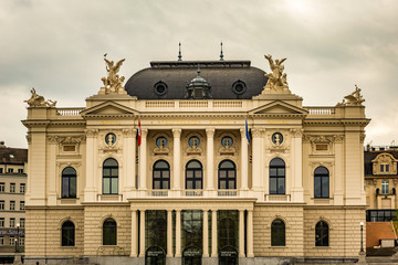 Fototapeta na wymiar Zurich's Opera
