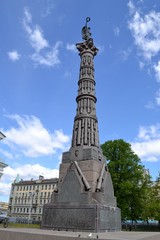 Колонна Славы на Троицкой площади (Санкт-Петербург) - obrazy, fototapety, plakaty